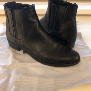Stuart Weitzman Black Ankle Chelsea Boots